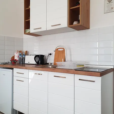 52 - Besplatan Privatni Parking Appartement