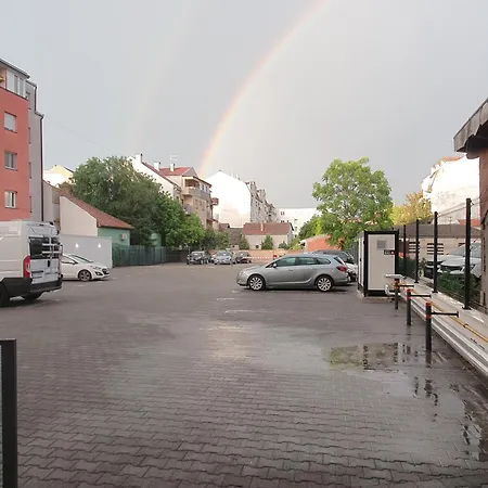 52 - Besplatan Privatni Parking Novi Sad